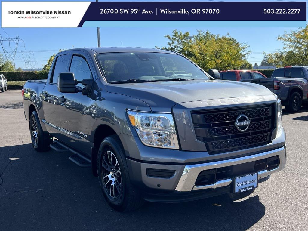 used 2023 Nissan Titan car, priced at $31,000