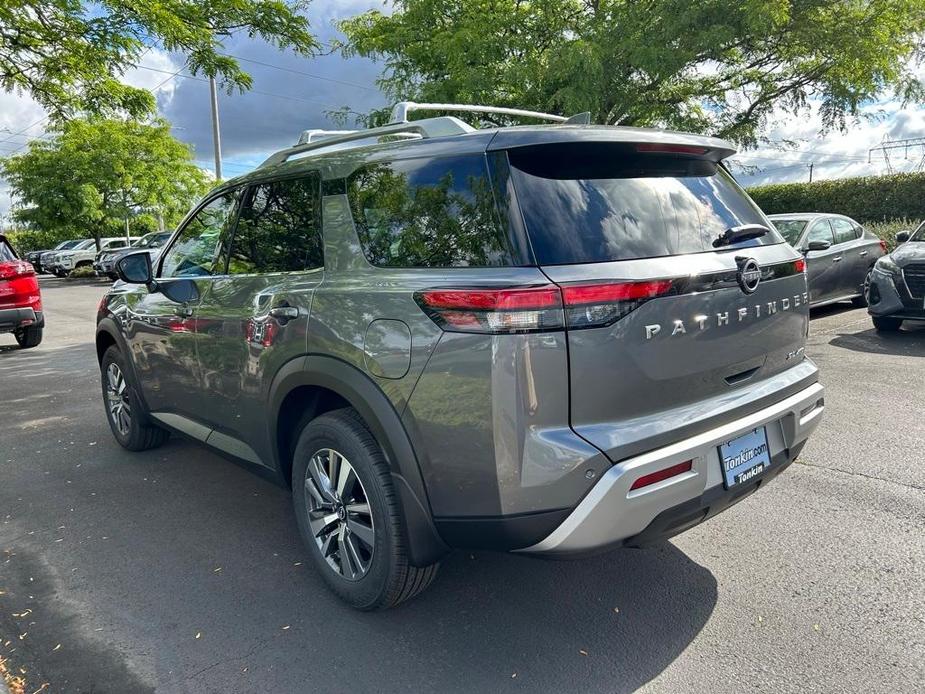 new 2024 Nissan Pathfinder car, priced at $47,400