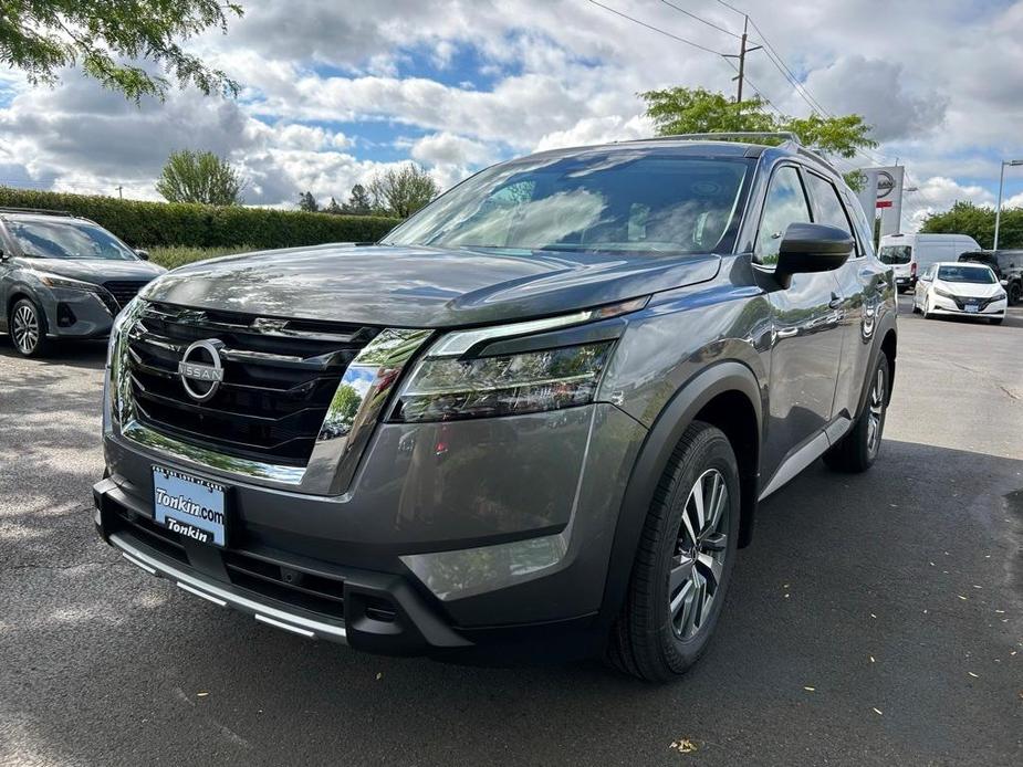 new 2024 Nissan Pathfinder car, priced at $47,400