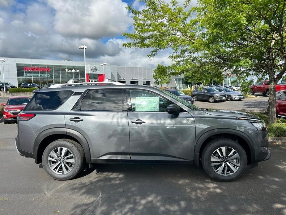 new 2024 Nissan Pathfinder car, priced at $47,400