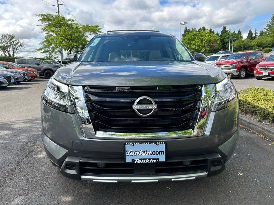 new 2024 Nissan Pathfinder car, priced at $47,400