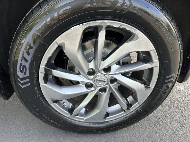 used 2014 Nissan Rogue car, priced at $8,994