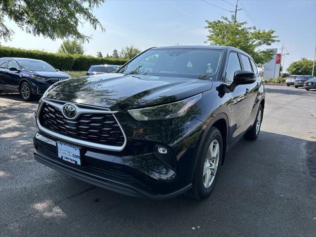 used 2023 Toyota Highlander car, priced at $35,998