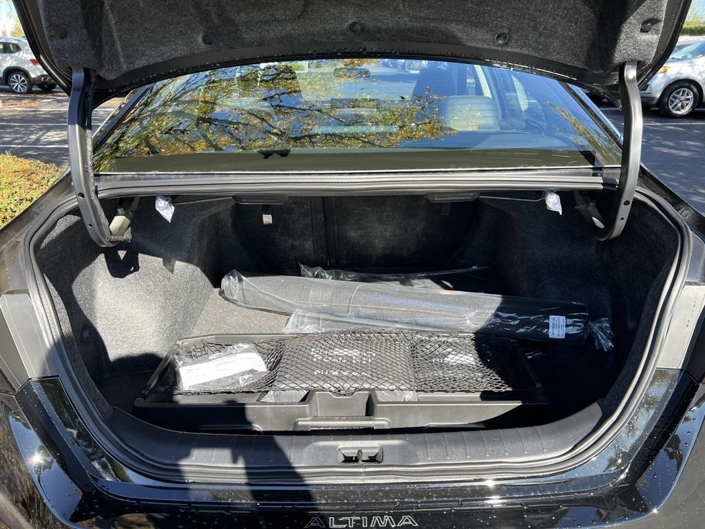 new 2025 Nissan Altima car, priced at $33,739