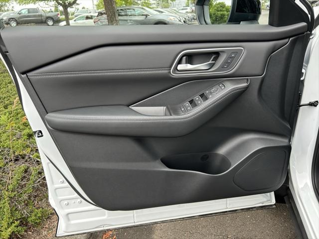 new 2025 Nissan Rogue car, priced at $42,804