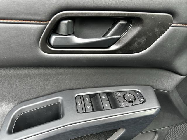 new 2025 Nissan Pathfinder car, priced at $43,319