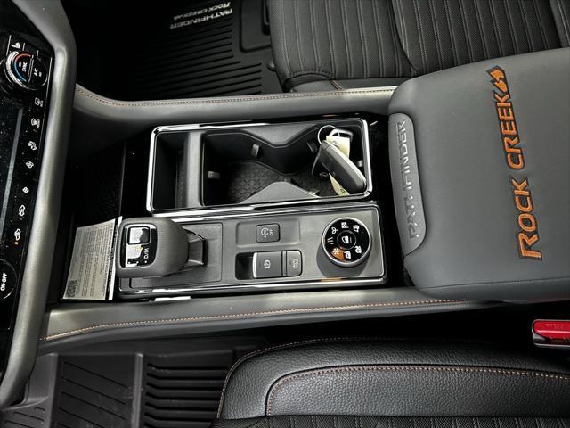 new 2025 Nissan Pathfinder car, priced at $43,319