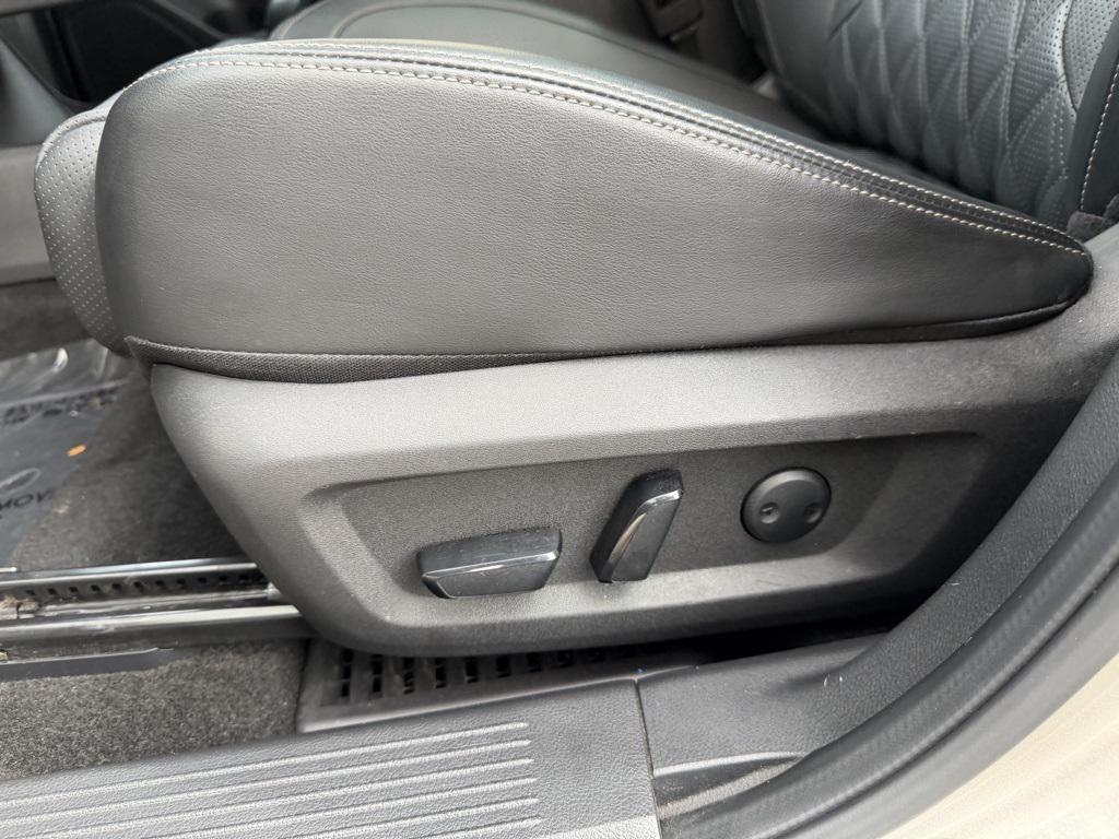 used 2022 Nissan Rogue car, priced at $26,981