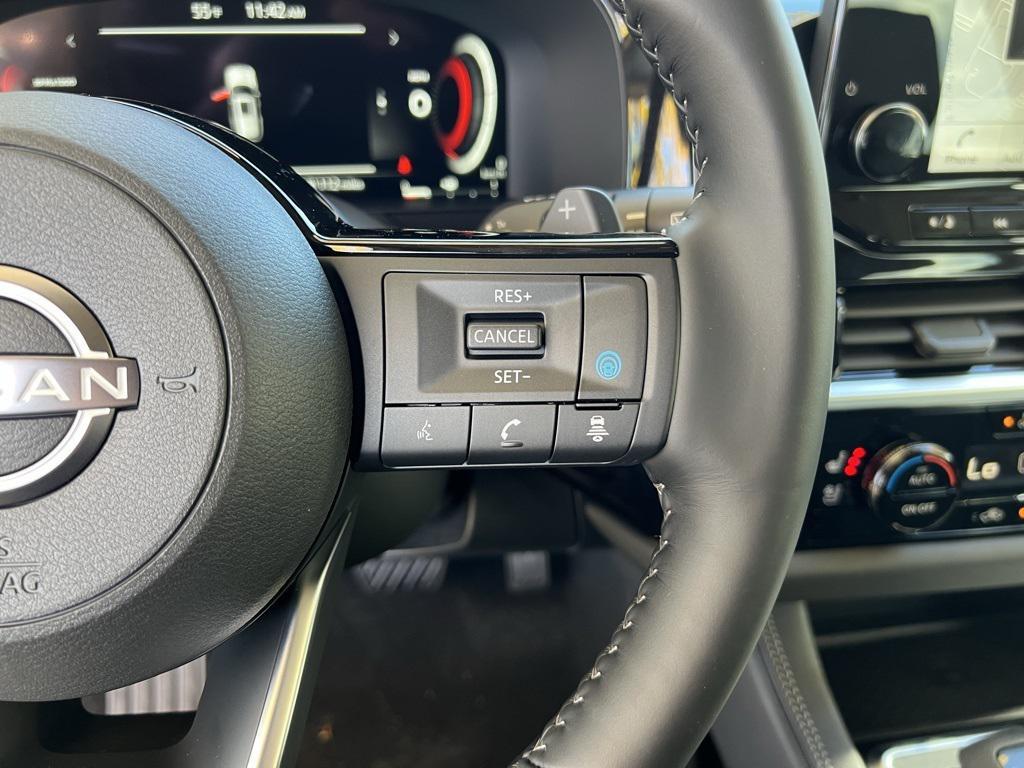 new 2025 Nissan Pathfinder car, priced at $48,595