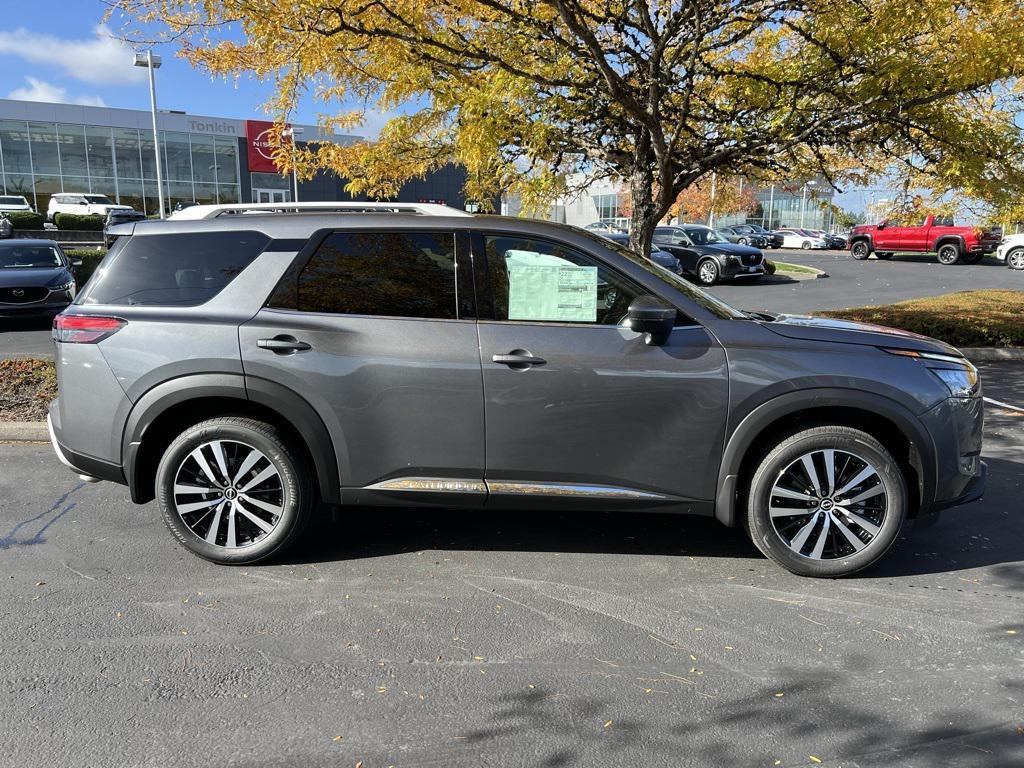 new 2025 Nissan Pathfinder car, priced at $48,595