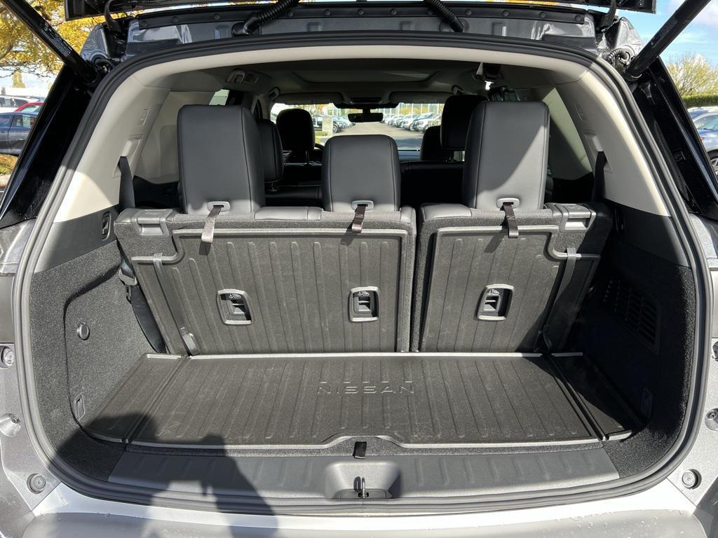 new 2025 Nissan Pathfinder car, priced at $48,595