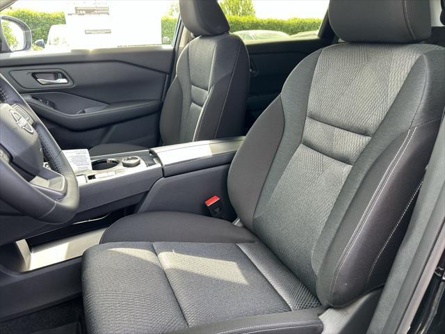 new 2025 Nissan Rogue car, priced at $32,028