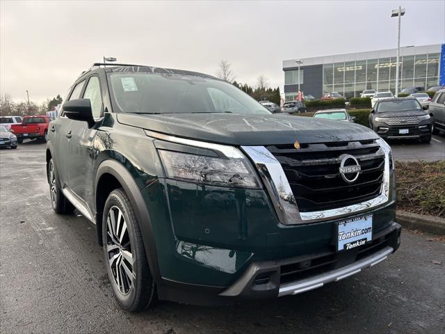 new 2025 Nissan Pathfinder car, priced at $54,605