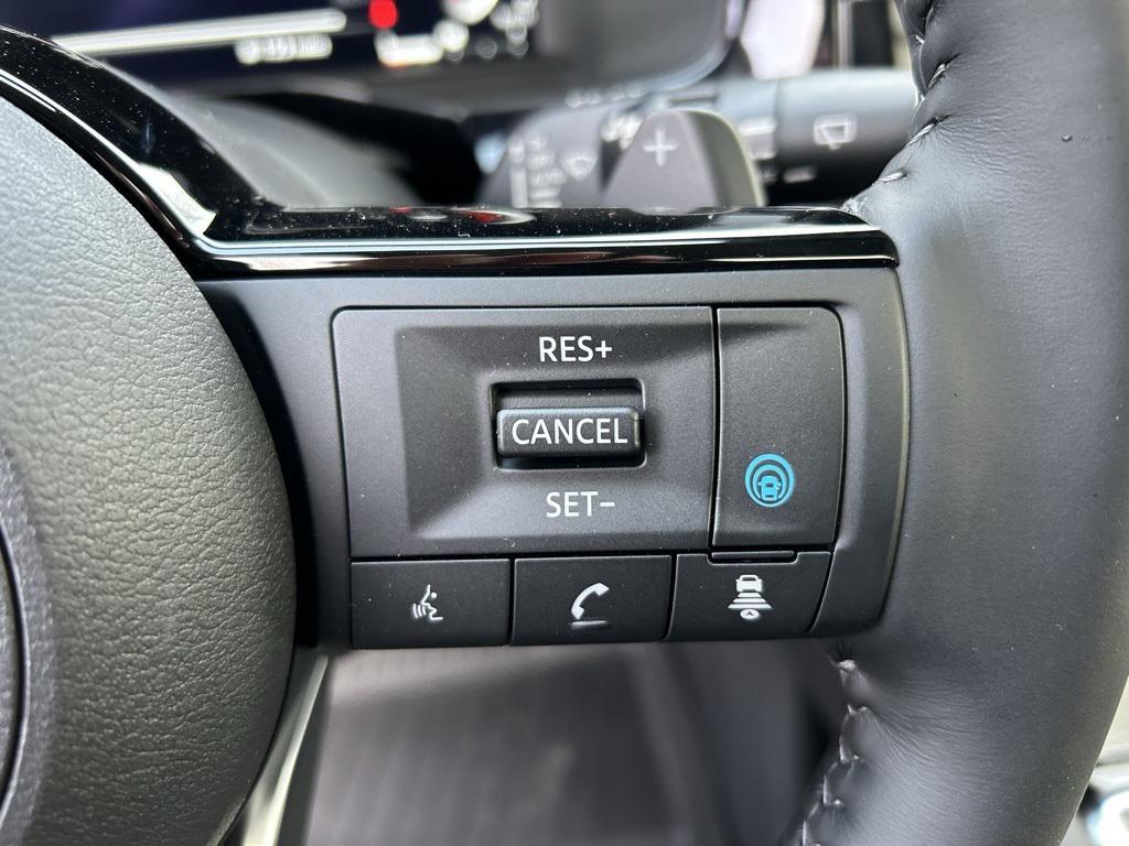 new 2025 Nissan Pathfinder car, priced at $50,423