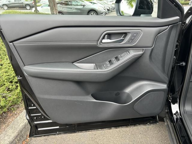 new 2025 Nissan Rogue car, priced at $41,905