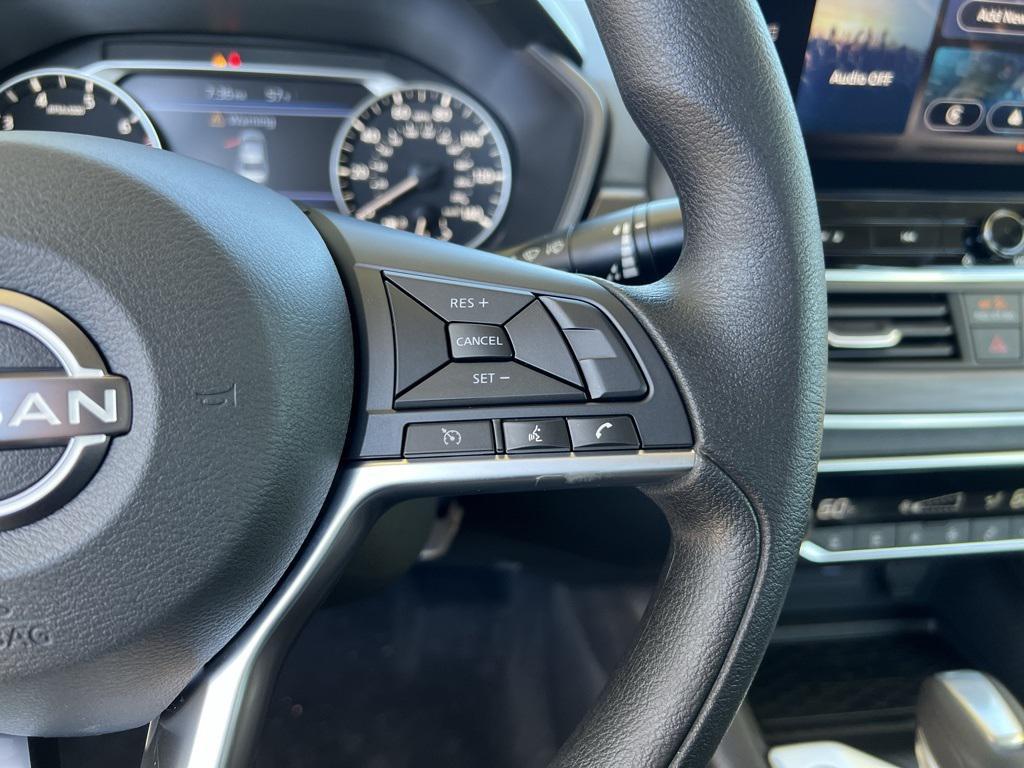 new 2025 Nissan Altima car, priced at $27,958