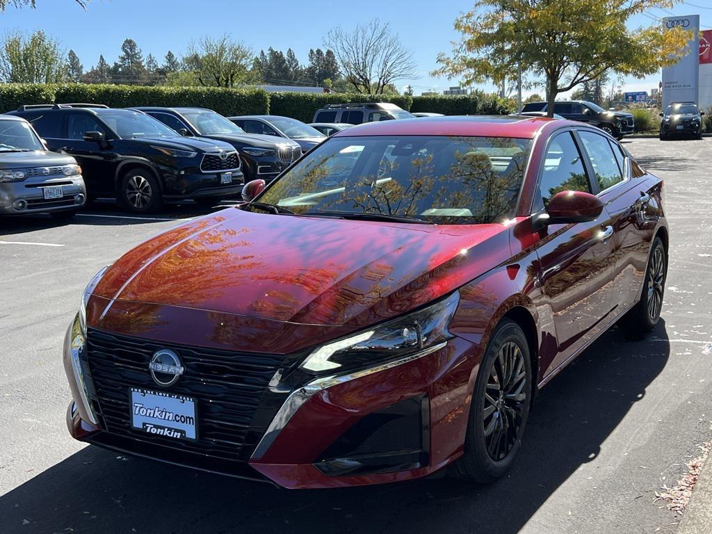 new 2025 Nissan Altima car, priced at $27,958