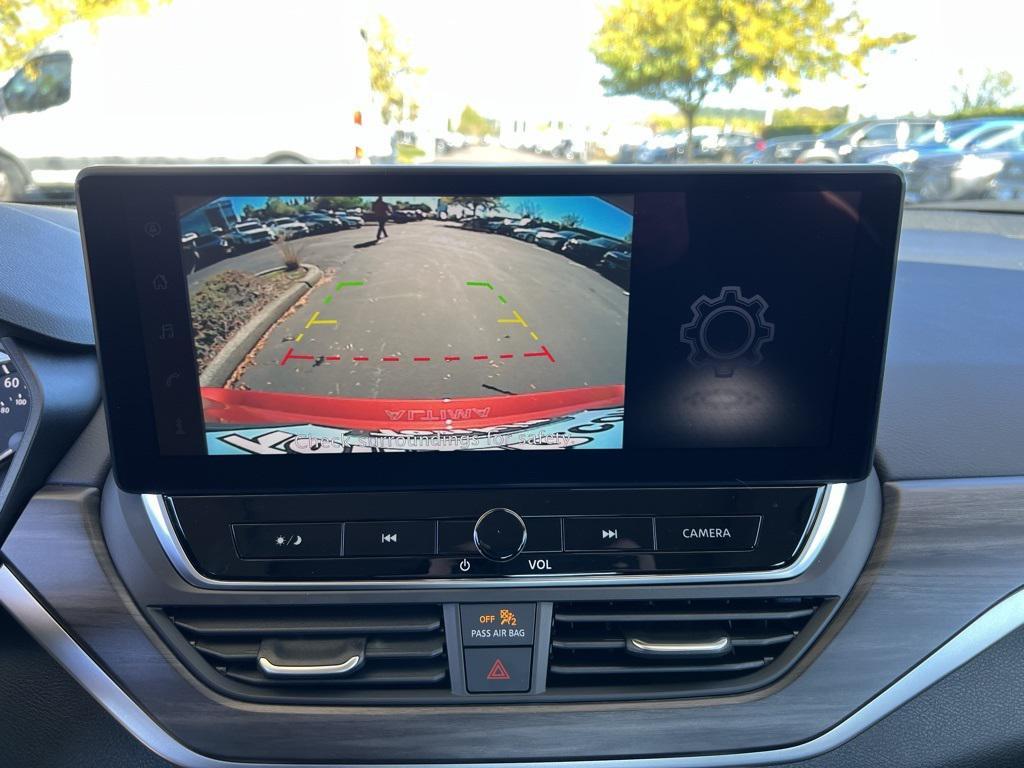 new 2025 Nissan Altima car, priced at $27,958