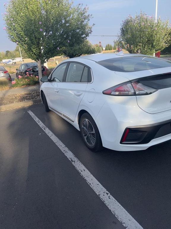 used 2021 Hyundai Ioniq Plug-In Hybrid car, priced at $18,290