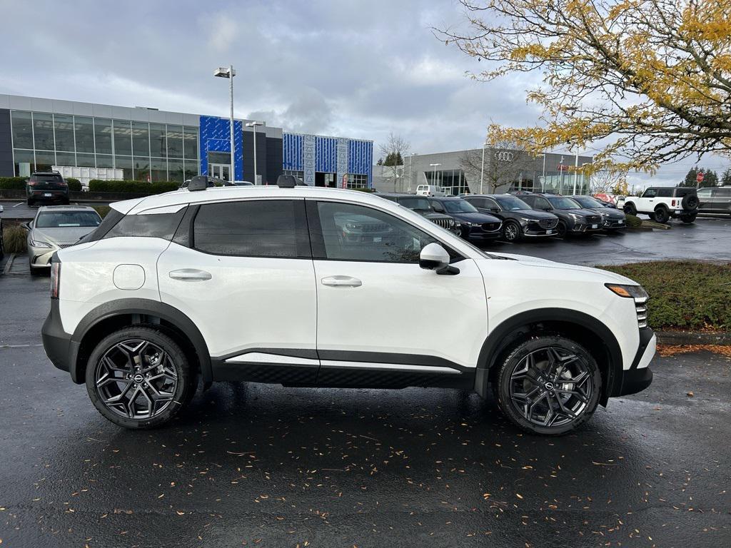new 2025 Nissan Kicks car, priced at $29,943