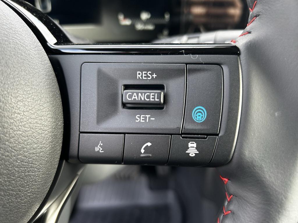 new 2025 Nissan Kicks car, priced at $29,111