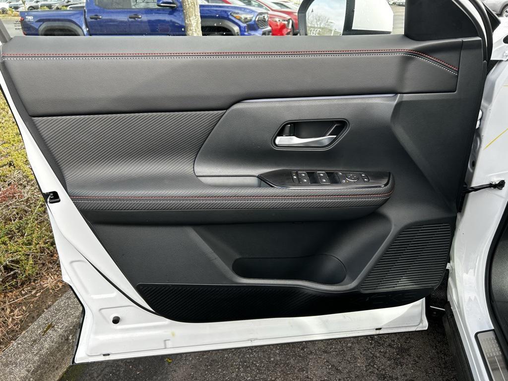 new 2025 Nissan Kicks car, priced at $29,111