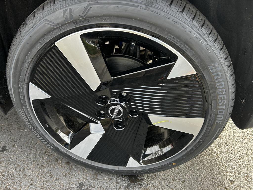 new 2025 Nissan Kicks car, priced at $29,111