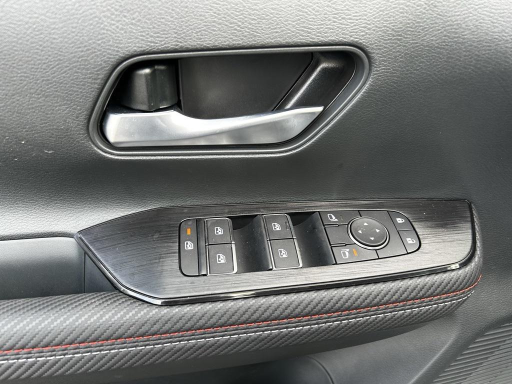 new 2025 Nissan Kicks car, priced at $29,111