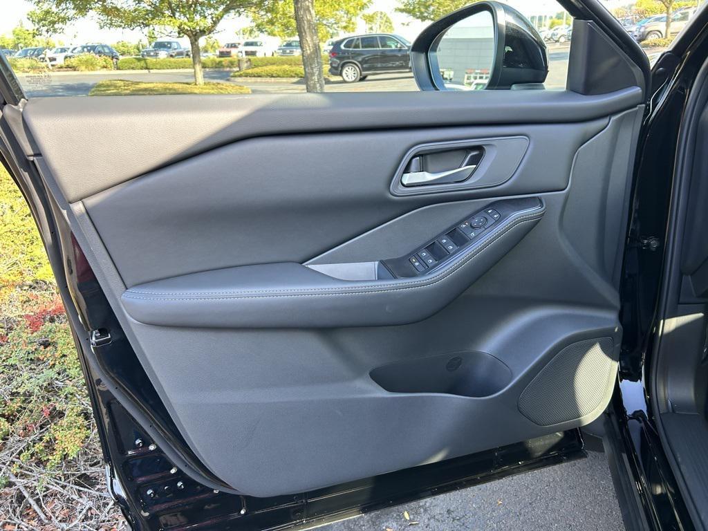 new 2026 Nissan Rogue car, priced at $30,935