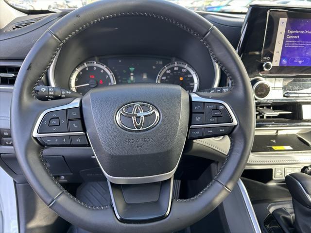 used 2024 Toyota Highlander car, priced at $46,936