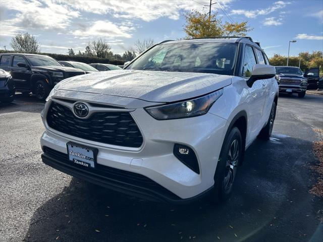 used 2024 Toyota Highlander car, priced at $46,936