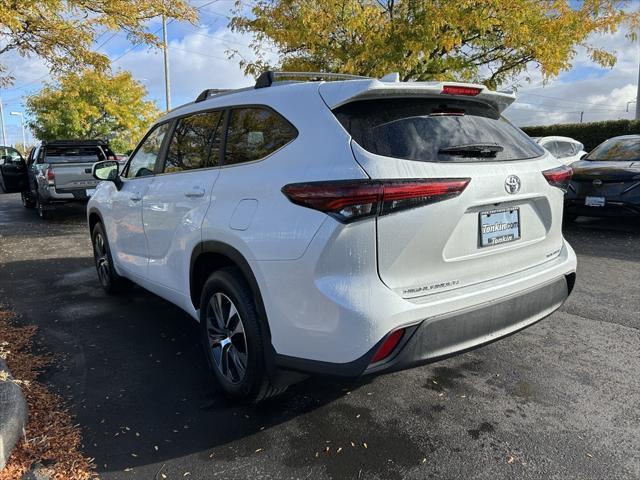 used 2024 Toyota Highlander car, priced at $46,936