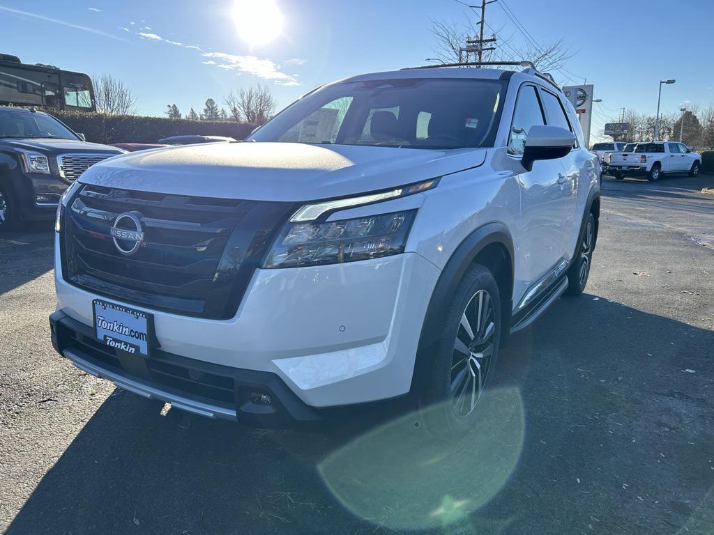 new 2025 Nissan Pathfinder car, priced at $53,019