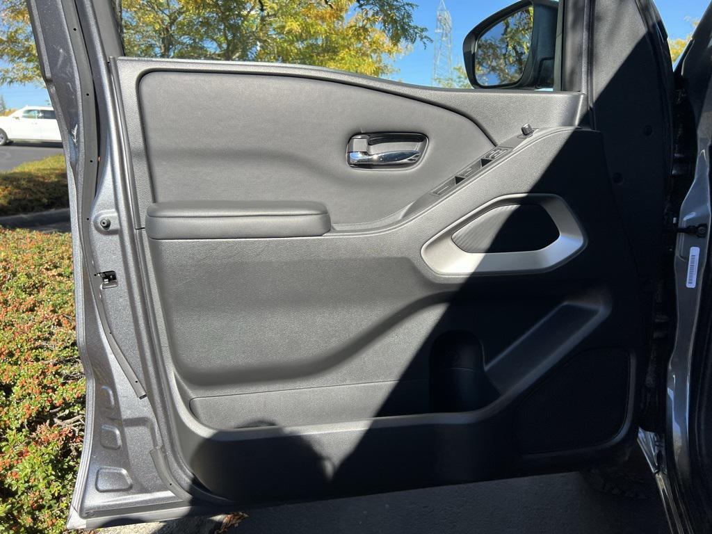 used 2023 Nissan Frontier car, priced at $31,500