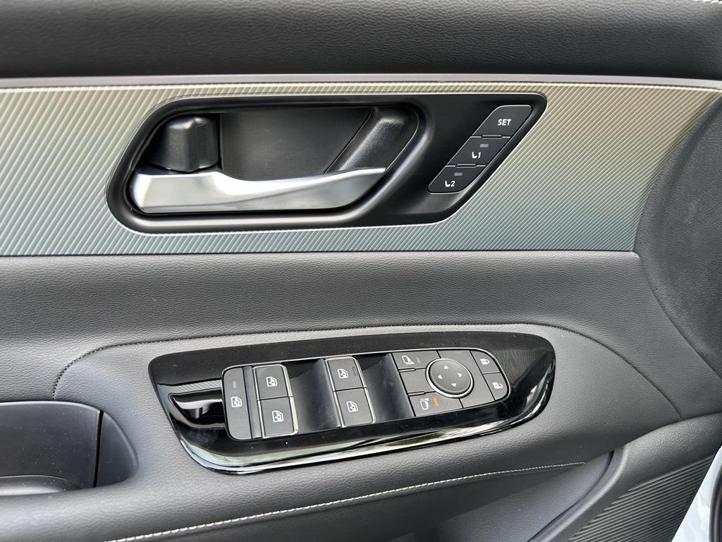 new 2025 Nissan Murano car, priced at $40,143