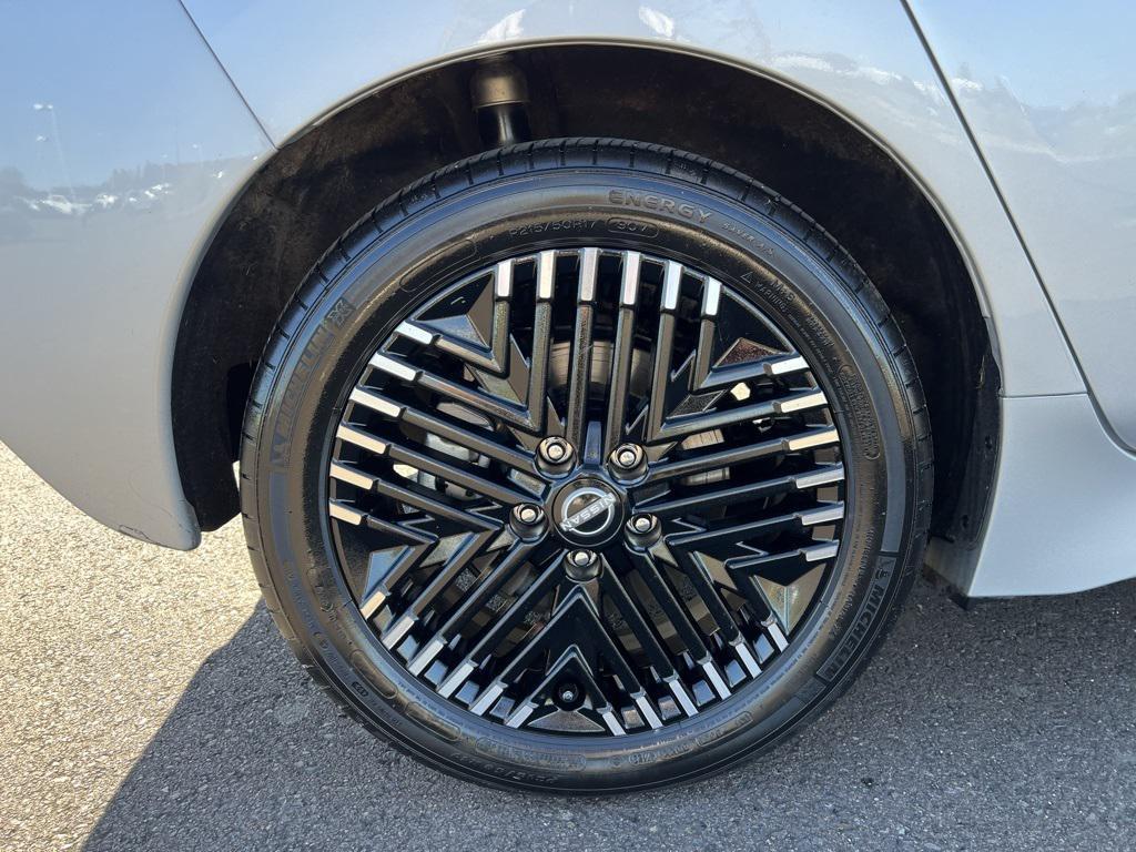 used 2024 Nissan Leaf car, priced at $22,611