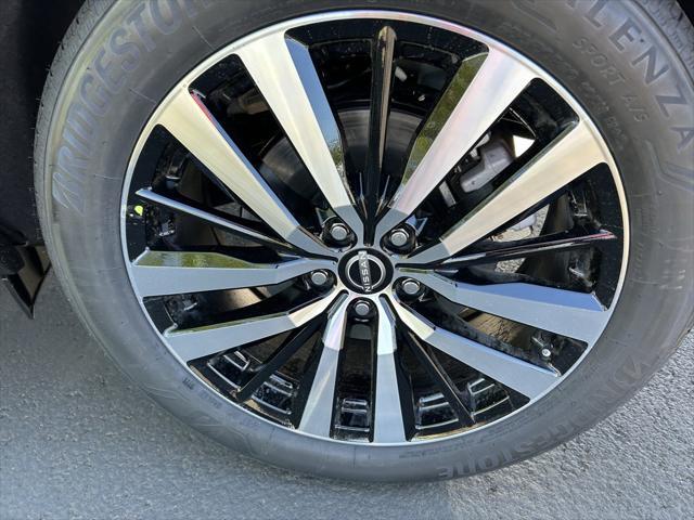 new 2025 Nissan Pathfinder car, priced at $55,575