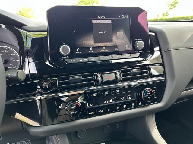 new 2025 Nissan Pathfinder car, priced at $43,967