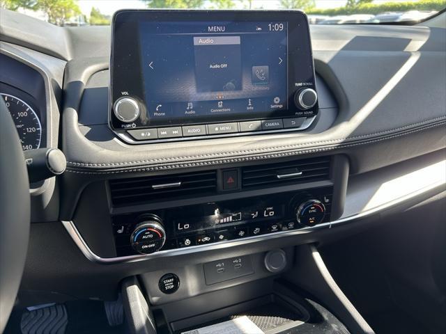 new 2025 Nissan Rogue car, priced at $35,385