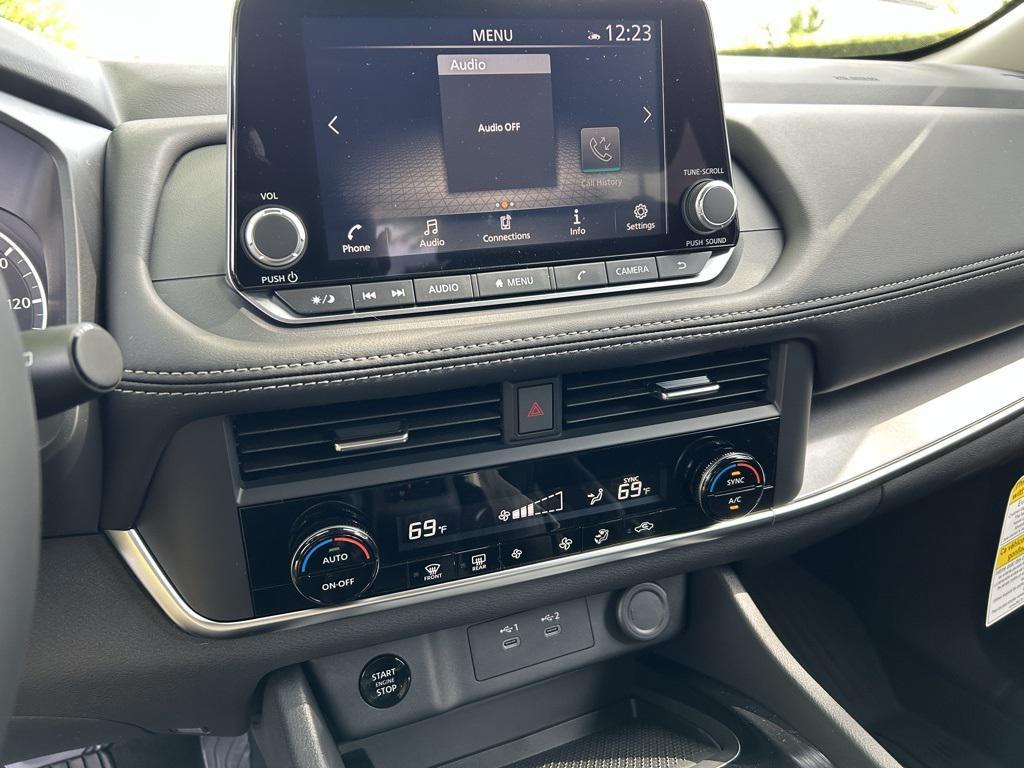 new 2025 Nissan Rogue car, priced at $30,974