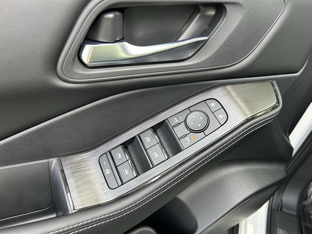 new 2025 Nissan Rogue car, priced at $30,974