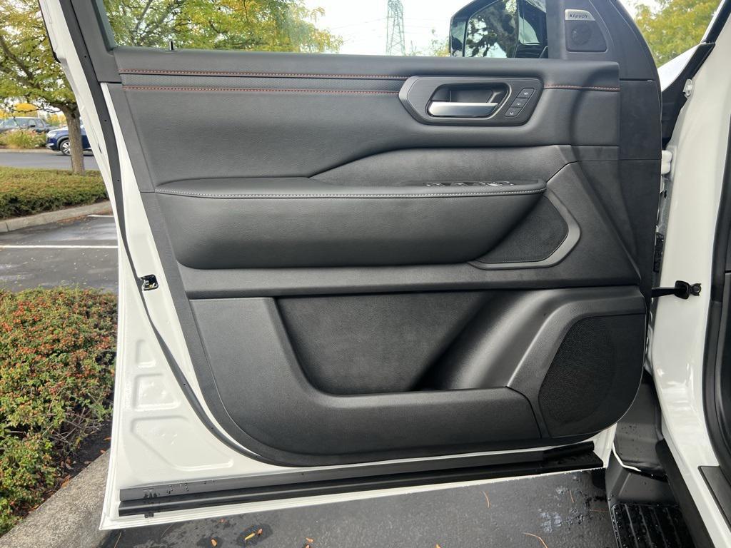 new 2026 Nissan Armada car, priced at $77,366