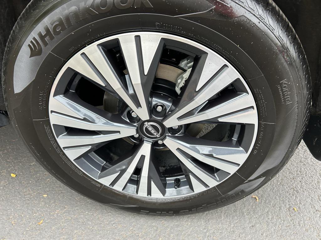 used 2023 Nissan Rogue car, priced at $25,238