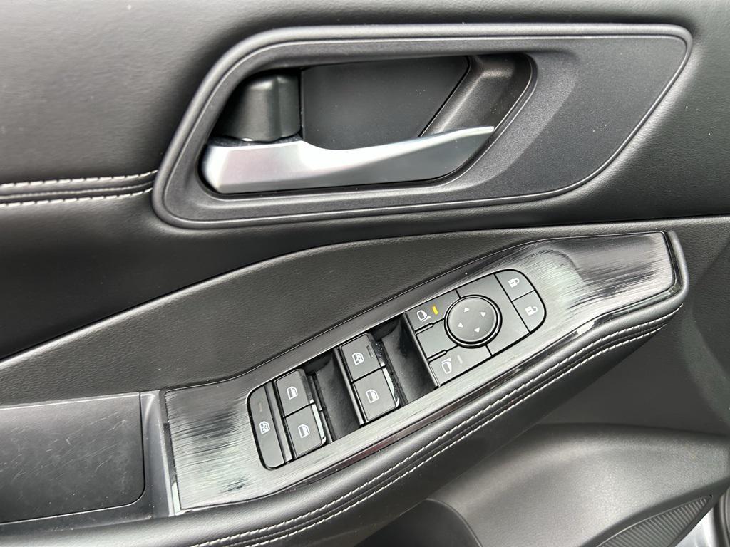 used 2023 Nissan Rogue car, priced at $25,238