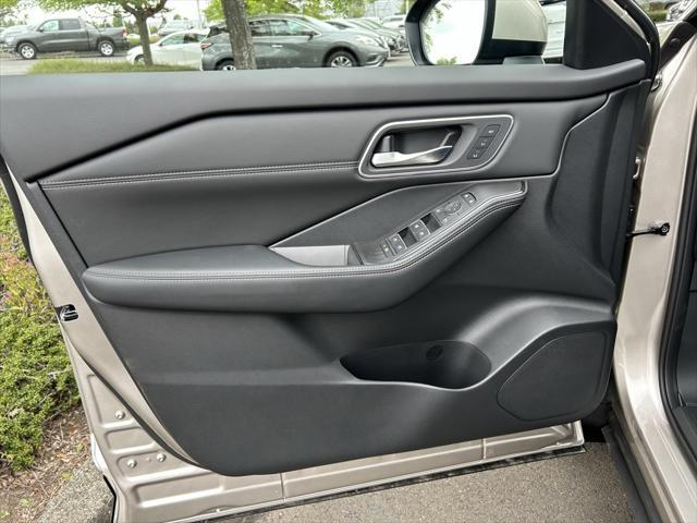 new 2025 Nissan Rogue car, priced at $41,905
