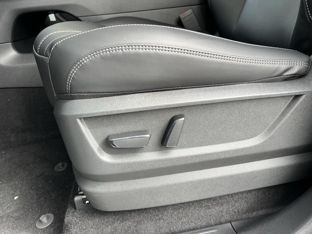 new 2026 Nissan Armada car, priced at $61,735