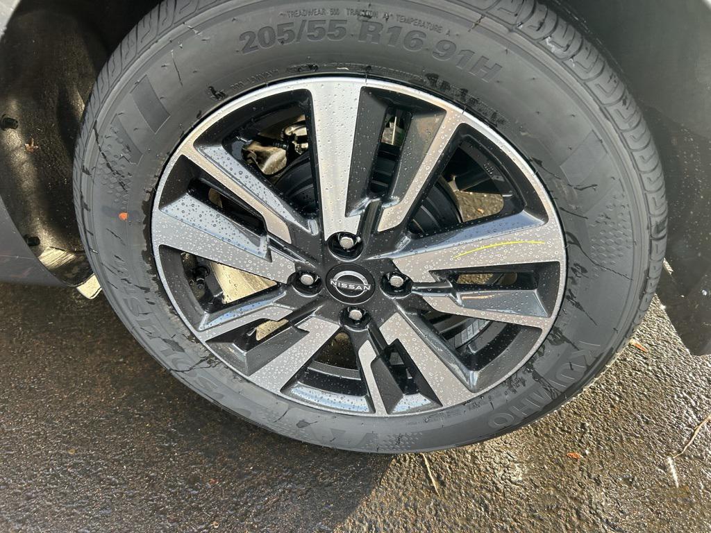 new 2025 Nissan Versa car, priced at $20,674