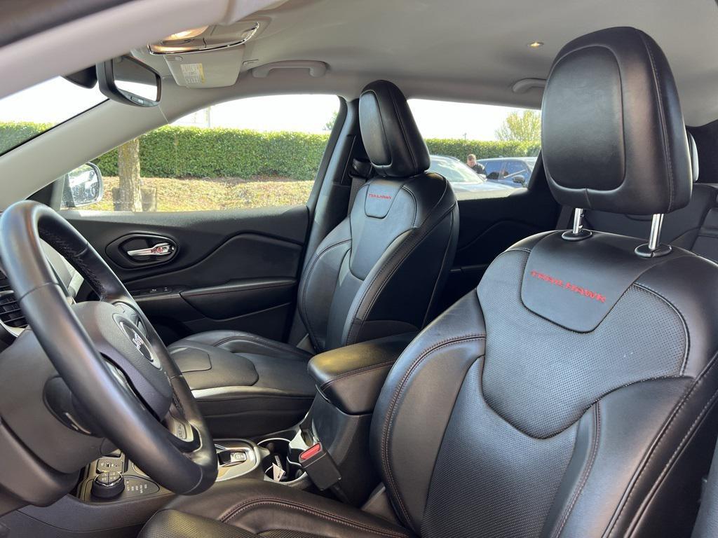 used 2019 Jeep Cherokee car, priced at $19,887