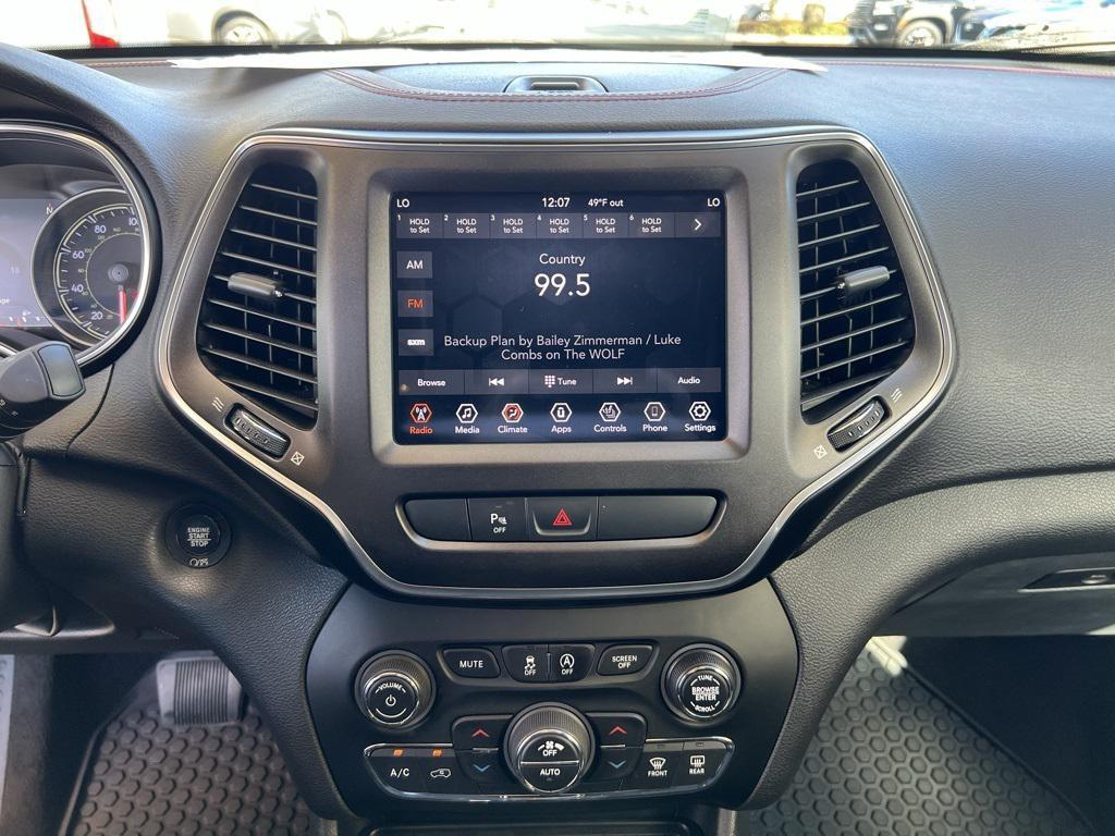 used 2019 Jeep Cherokee car, priced at $19,887