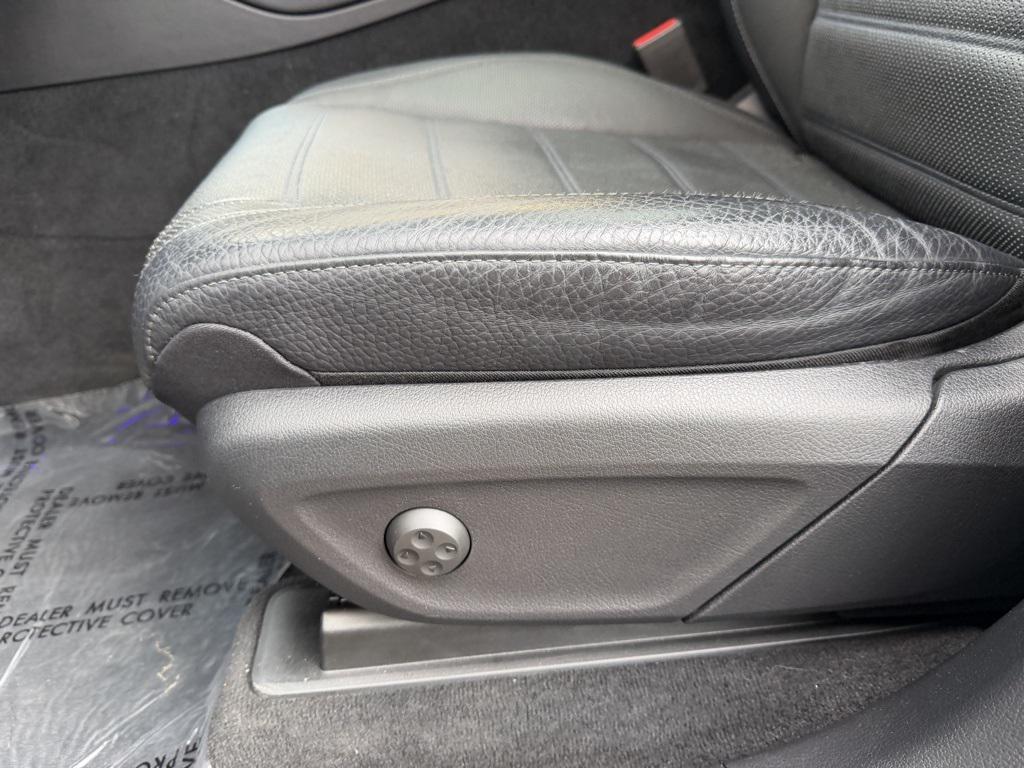 used 2022 Mercedes-Benz GLE 350 car, priced at $38,500